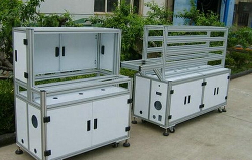 機(jī)箱機(jī)架焊接 (2)